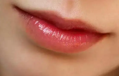 嘴唇薄的女人有什么說法 嘴唇薄的女人有什么命運