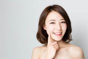 女人嘴邊長(zhǎng)痣有什么寓意